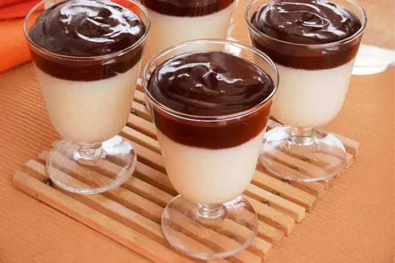 Doce Gelado de Coco com Chocolate