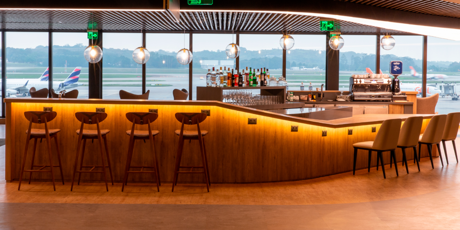 Plaza Premium Lounge Dragon Pass